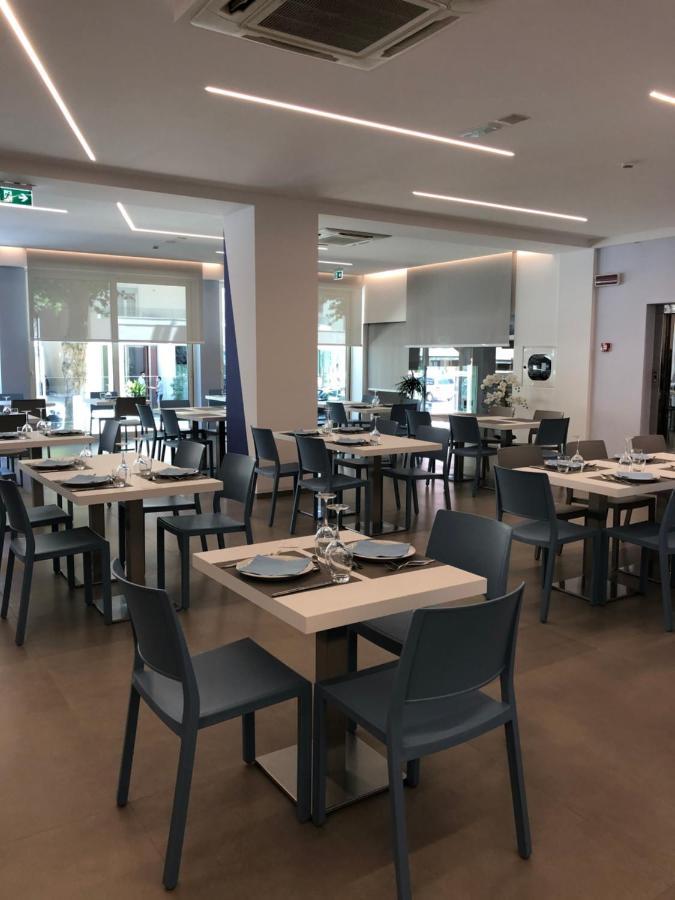 Hotel Muccioli Misano Adriatico Εξωτερικό φωτογραφία